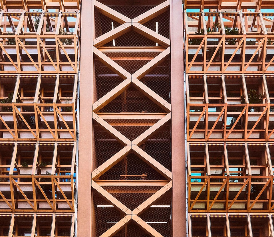 Infinito Delicias, reutilización adaptativa y construcción en madera.
